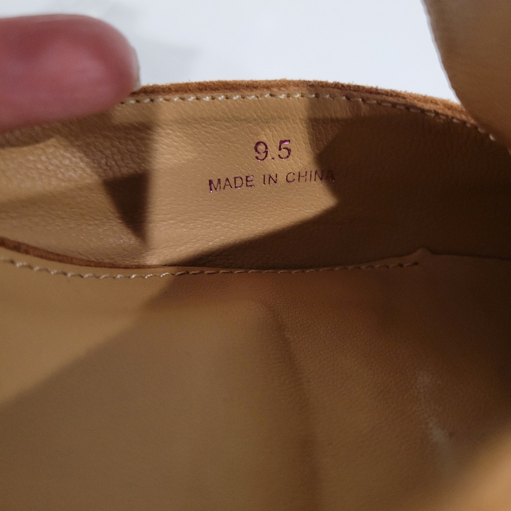 ELAINE TURNER TAN FRINGE SUEDE ZIPPER BACK WEDGES SIZE 9.5 - Picture 10 of 12